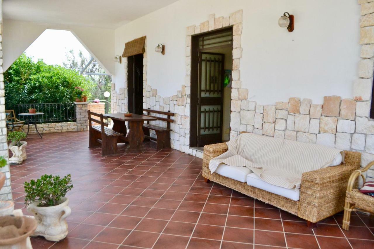 Villa Rosa - Ai Piedi Dell'Etna Brucoli Exterior foto